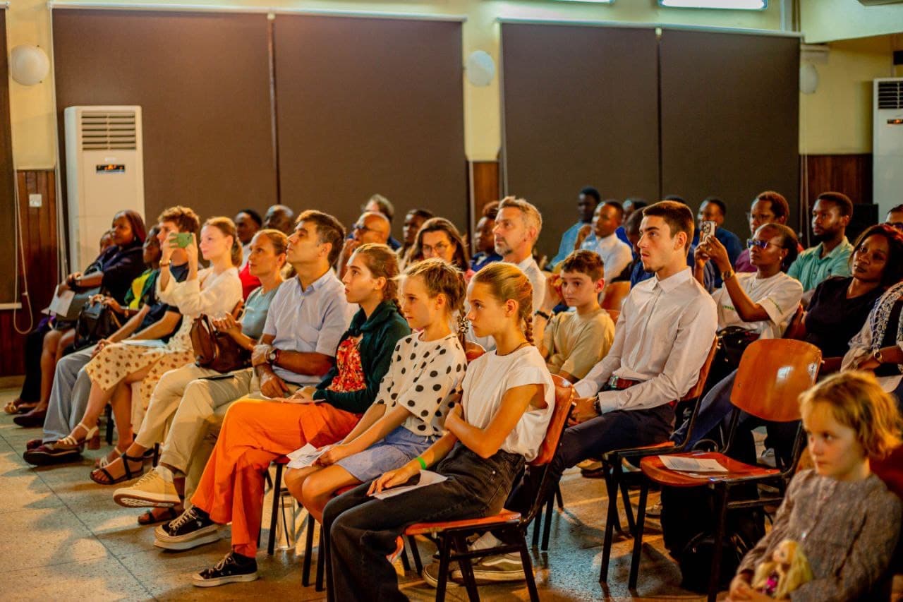 Rows of listeners watching the September 2024 concert